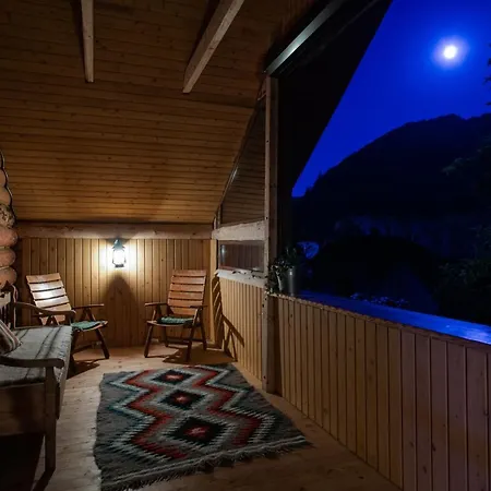 Apartment знакова хата *