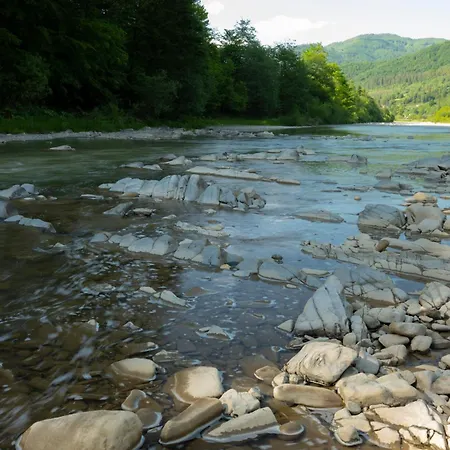 아파트 знакова хата *