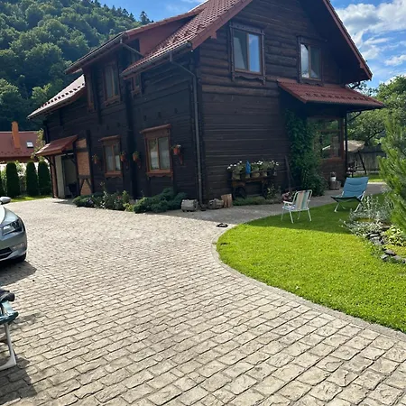 Apartamento знакова хата *